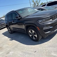 جيب كراند شيروكي هايبرد2024  لمتدد بلك ان. معروضه للبيع  الحادث كما مو...