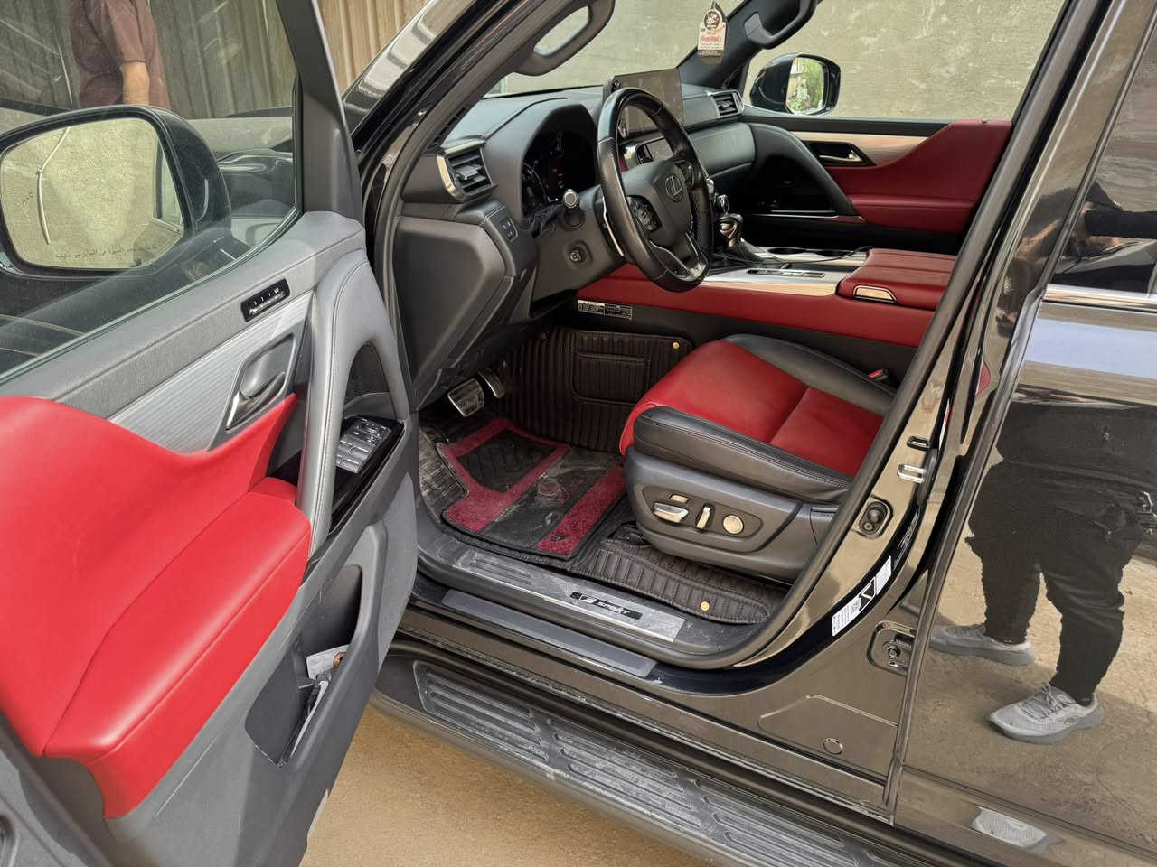 سلام عليكم
للبيع لكزز 2023 ضمان شركة ساز تبديل دهن مجاني لسنة 2028
فئة F1 اف سبورت 
مغلفه PPF بلكامل تغليف درجه اولا
ماشيه 31 الف 
بدون رصعه بدون اي شخط حتى لبلاستك
سعر 1250 
مكاني بغداد الشعب
***********
