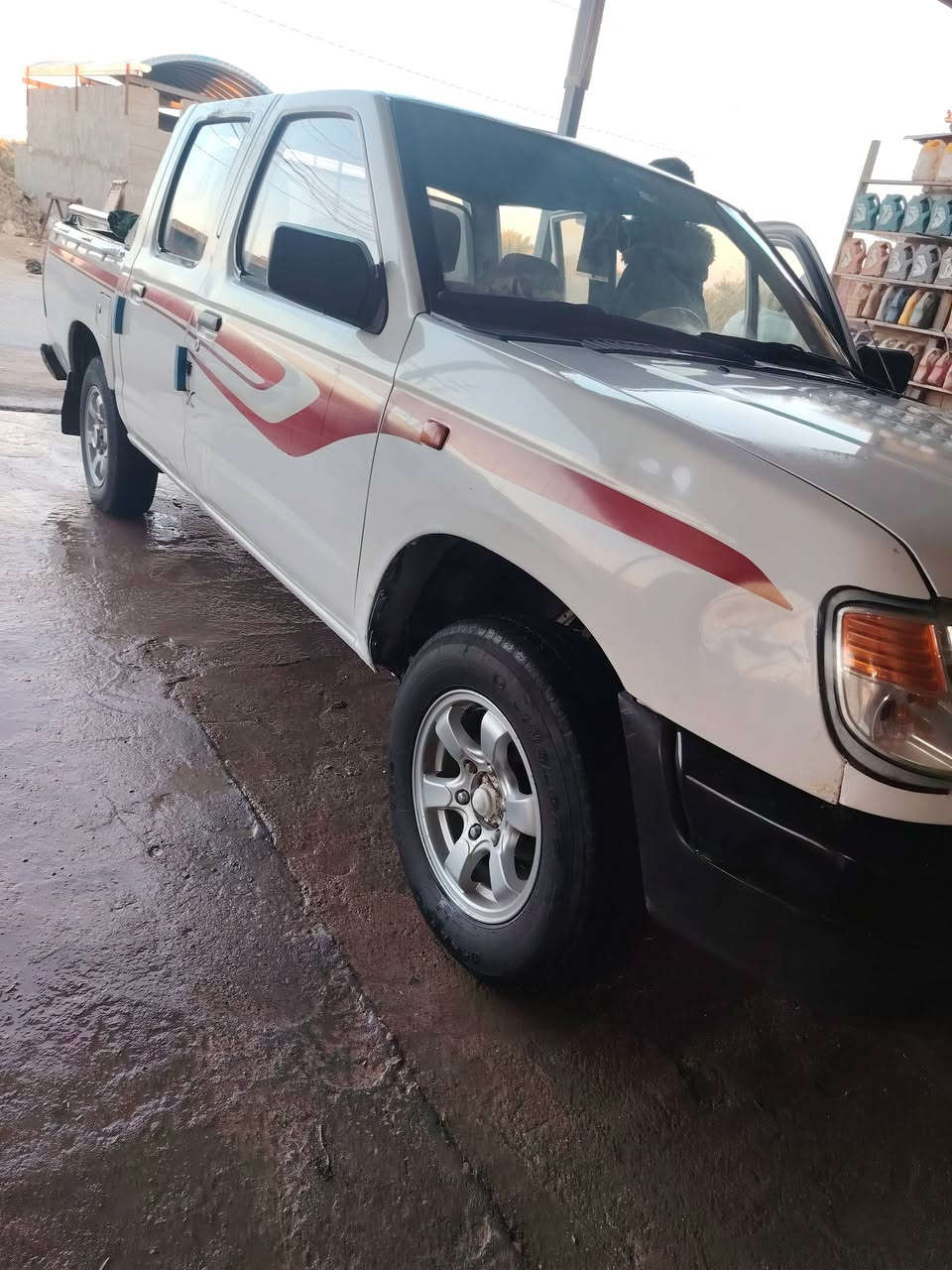 السلام عليكم لل___بيع
نيسان _صيني....
موديل_ 2016 _سياره جديده_
 __ حداديه جديده__
 _كير محرك شرط الاتبخير لاتنقيص__

 السعر((٧٥))
المكان الديوانيه الحمزه الشرقي
غير متواجد علئ الفيس بوك 
***********  واتساب واتصال
