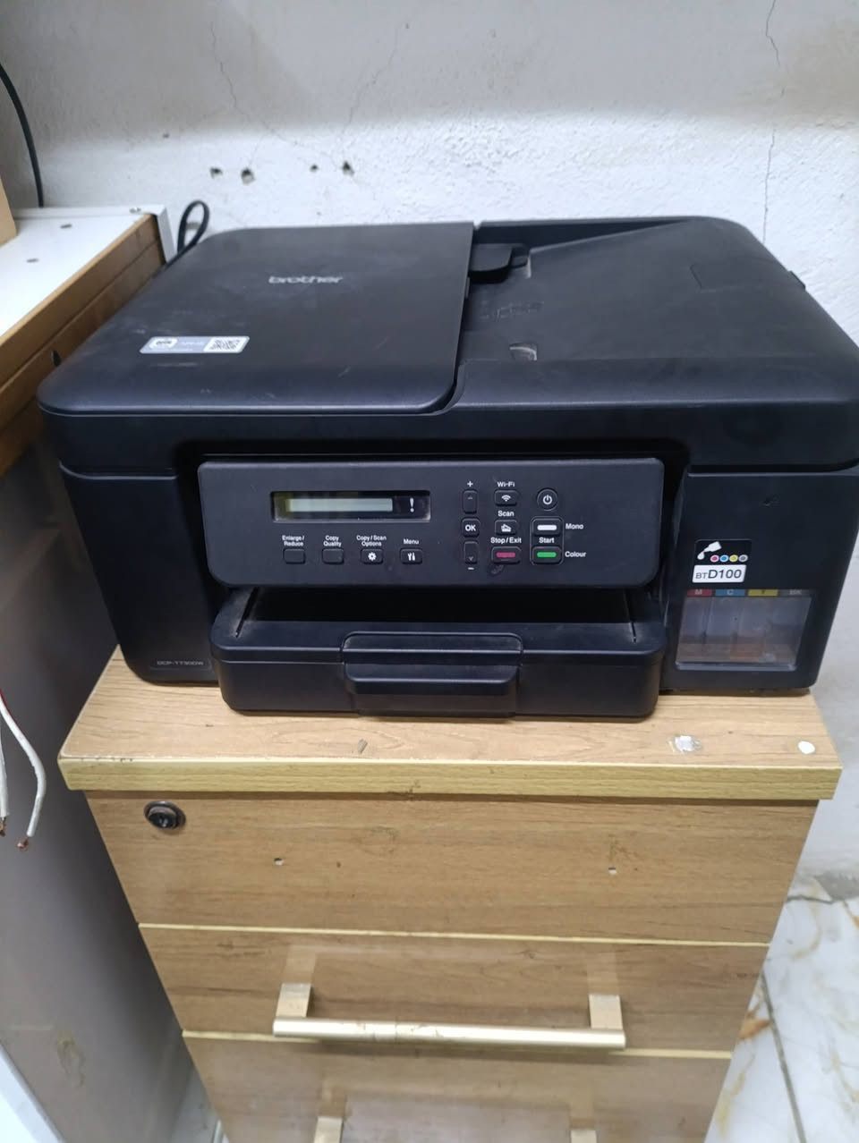 السلام عليكم 
طابعه براذر احبار استخدام قليل نضافة 100/100 شرط تفحص يلله تخذ وايفايف طبع على حاسبه وعلى موبايل شنو تريد صير طابعة صور فول فول وشرط تفحص وتطبع يلله تخذ عنوان بابل المسيب مفرق السده الهنديه *********** سعر خاص وبخدمتكم
