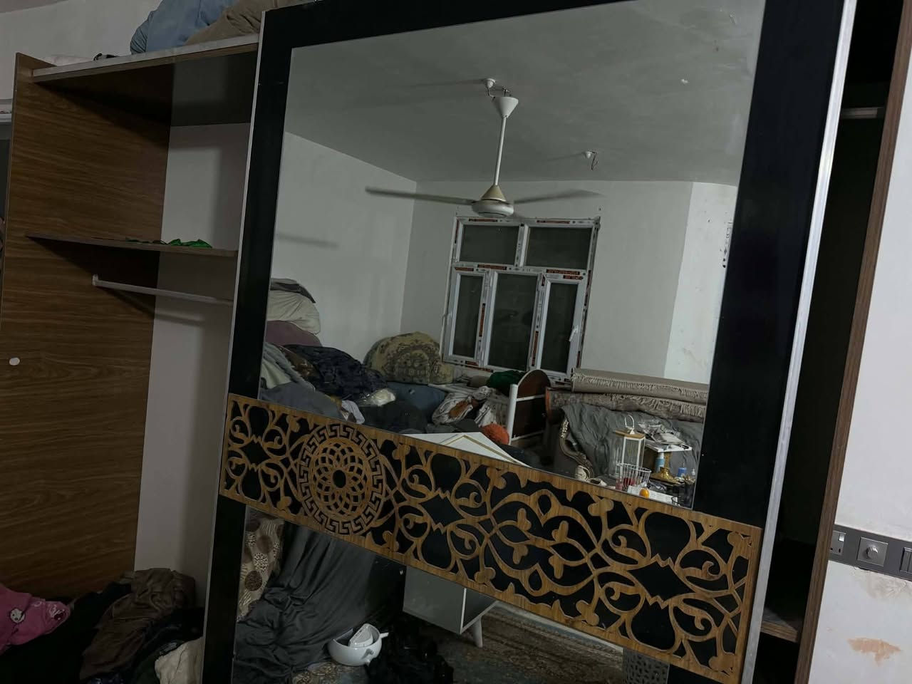 (اول ثلاث صور )غرفة نوم تركية ام النفر تتكون من چربايه نفرين وكنتور وميز تواليت نظيفة استعمال قليل
(الصور البقية )غرفة نوم نفرين تركية استعمال قليل
چربايه نفرين وكنتور وميز تواليت و ميزين ملحق للچربايه
 
بيع مستعجل بسبب بيع البيت 

الغرفه الاولى رايدها ب ٣٠٠
الغرفه الثانيه ب ٤٠٠
المكان كربلاء الحر
— at ‎كربلاء.الحر بن يزيد الرياحي‎.
(اول ثلاث صور )غرفة نوم تركية ام النفر تتكون من چربايه نفرين وكنتور وميز تواليت نظيفة استعمال قليل
@إشارة 
@إشارة


**إذا كنت صاحب هذا الإعلان وتريد حذفه لأي سبب، رجاءا أرسل رسالة إلى الدعم الفني**