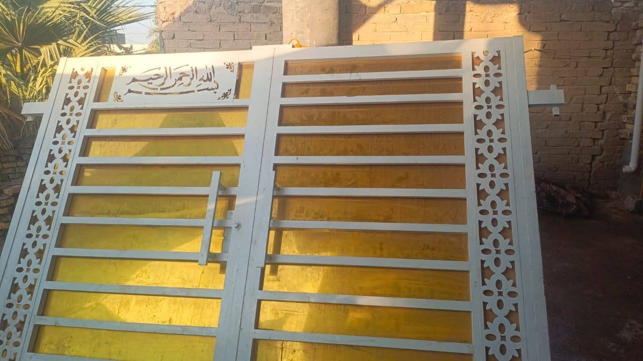 باب خارجيه جديده السعر350بابل طفيل ***********مخذهامن الحداد 500قبل سبوع شغل اولى
