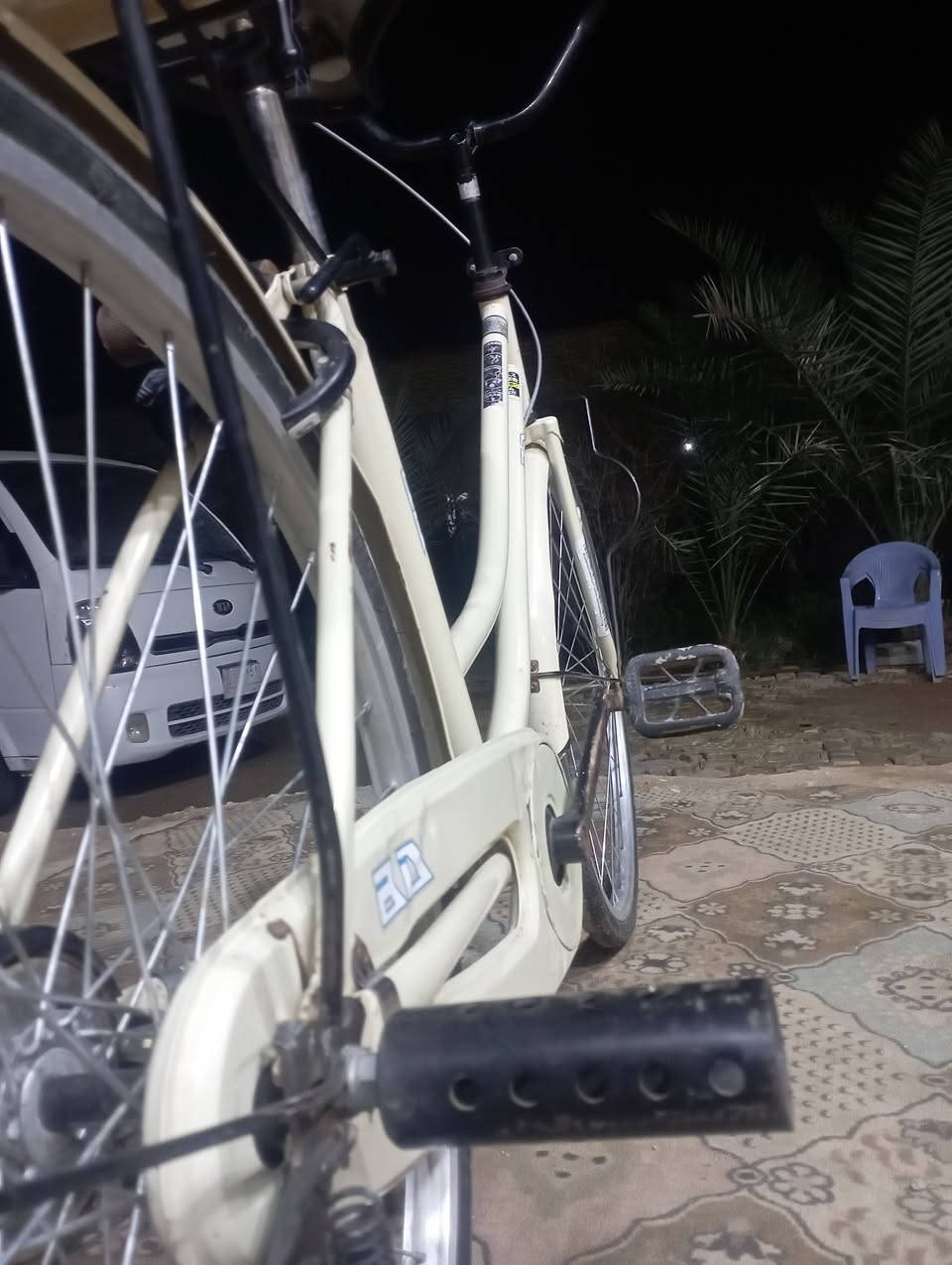 السلام عليكم باسكل للبيع
الون حليبي
شركه بيدي الباسكل نضيف كلش 
السعر 90وبي مجال الشراي بي خير ويدلل 
عنواني حي العسكري قرب جامع زيد العابدين 
متواجد
 واتساب ***********2
وفيس طبلي خاص وبيك خير وتدلل💜
