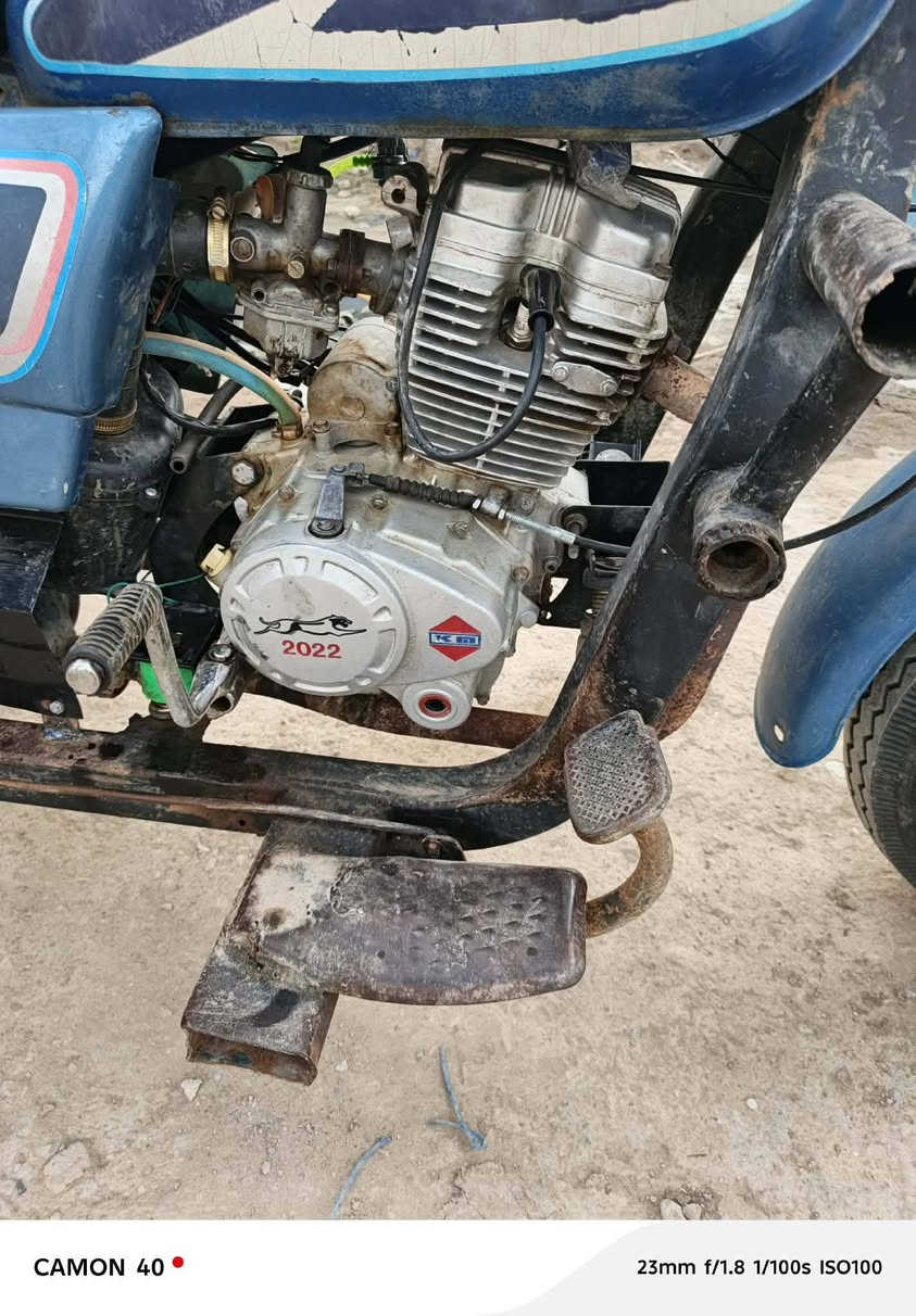 السلام عليكم ستوته للبيع الموديل 2015 اورق ***********
