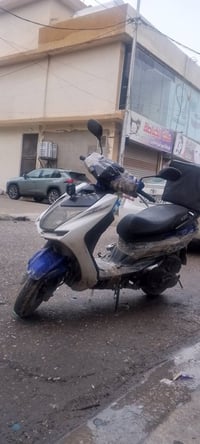 ماطور للبيع محرك مامفتوح شرط بس عايزه كفرات325وبي مجال(07800316035)