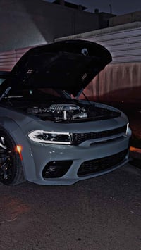 دوج جارجر هيلكات ريد اي جل ابريك من اصل 7 قطع بل عراق السيارة من الممي...