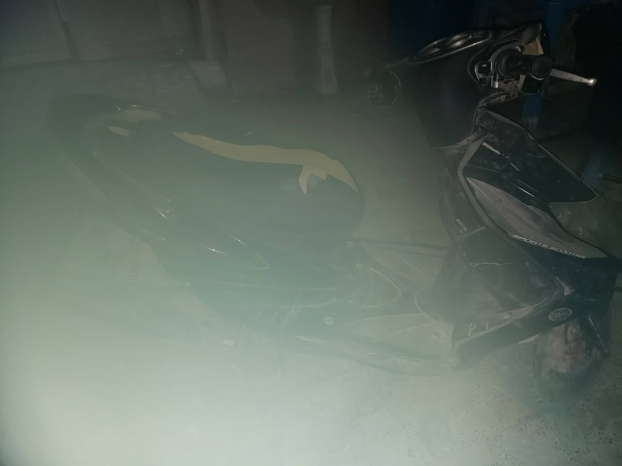 لبيع سكنز فحل بيه كابريتر تعبانه ودبلات الامايه  مكينه ناعمه تخبل شلعه ومعد والباقي مكفول مكاني البياع قرب تقاطع درويش سعر ٣٥٠ بيه مجال بصيط ***********
مالي خلك اسويه وبيه قبق بانزين مكسور وجبتله واحد تفصيخ كامل ماشده
