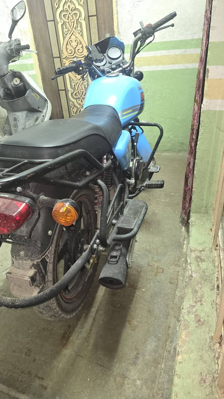 السلام عليكم دراجة ديوان موديل 2025
رقم وسنويه أربيل الرقم دولي مكينه200مكفول دراجه مابيه نقص الجديد سعر دراجة 2700000 وبيه مجال بسيط اليحب يتواصل ***********العنوان بغداد مدينة الصدر
