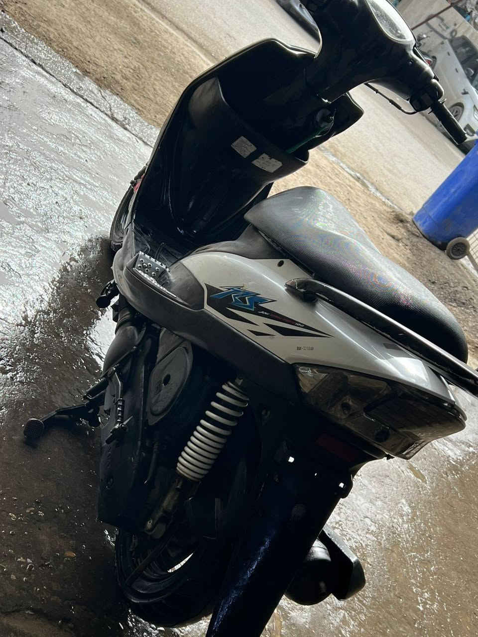 اللهم صل ع محمد وآل محمد
ماكس عدله دراجة صار شهر نازله من الرمبه شرط (وكاله) مكفولة من البجم للتانكي ختم واحد شلعه معدل خير من الله الدراجه جديدة بمعنى الكلمه وأحلى من الصور وبيها ضمان من المعرض 

السعر خاص ☄️

رقم الهاتف ***********
