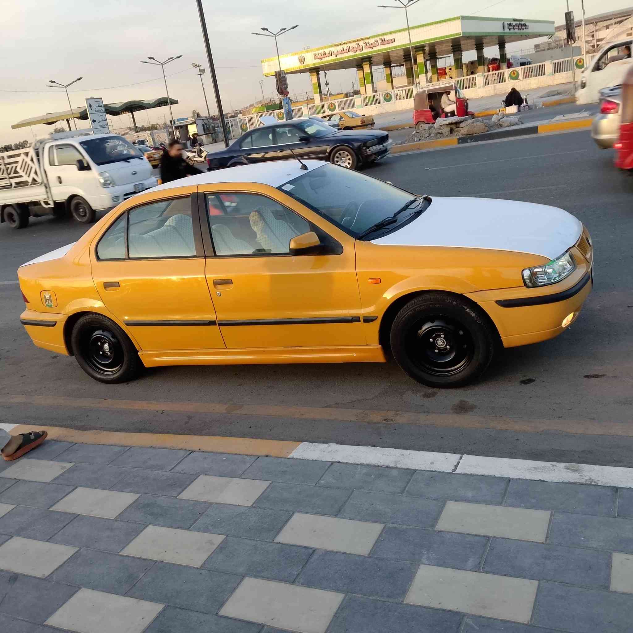 سلام عليكم اخوان سمند موديل 2012 رقم بغداد سنويه ل27 حداديه وتايرات جدد كهربائيات كله شغاله دواخل مدوشمه السعر29وبيه مجال العنوان بغداد حي النصر الاستفتار ***********
