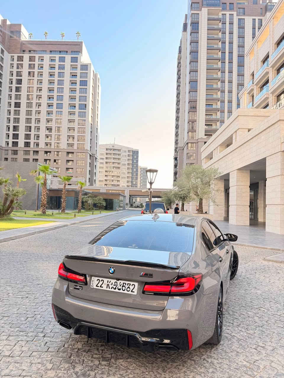 كوردي عربي 
Bmw 530i
سيارة جديد ٢٠٢١
٤سلندر توين توربو 
١٥٠٠٠٠كم ماش سيارة الماني 
جاملغ سبخ بونيت بدل M5
مابي ارباك داخل قيسي داتاشو 
٢ بسمة كولشي بشرت
هزة رقم سنوية كولهة جديد
Bmw530i
2021 
4 pstni twin turbo
150 hazar km royshtua 
Qapat muasafata datashoya
Chamlxi klera bonitishi goraya ba M5
Sayaraka hamu shty ba sharta 
Naw qaysi 2 basma 
Hazaw raqamu sanaui newya 
*********** أربيل, العراق
