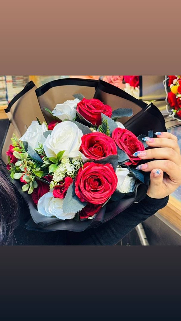 بوكيهات عيد الحب 🌹
كل وردة بيها كلمة حب ❤️
توصيل مجاني داخل خانقين 🚚


**إذا كنت صاحب هذا الإعلان وتريد حذفه لأي سبب، رجاءا أرسل رسالة إلى الدعم الفني**