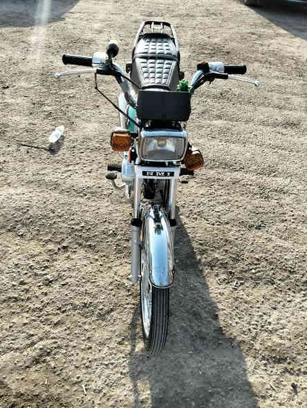 للبيع ناما اصلي أوراق كامله سعر مليون 100وبيها مجال مكلف بل نشر رقم راعيها***********
