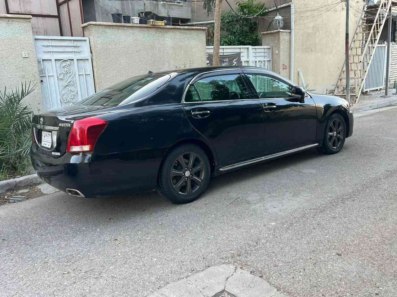 السلام عليكم ماجستا 2009 رقم بغداد بأسمنا قرار 48 رقم إنكليزي مداور مباشر صور الاضباره موجوده مال قرار ما حاجه احجي على المواصفات كص قماره فقط وتبديل قطعتين بيبان السايق وال وراه مكلف ب النشر ترهم بيع ومراوس ب شاهينه إذا شاصي 84 احسن رقم  ما بيه اي نقص ***********
