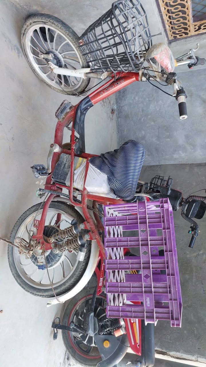 بايسكل شحن بطاريات منتهية
السعر ١٠٠ الف وبيها مجال مكاني ابو غريب


**إذا كنت صاحب هذا الإعلان وتريد حذفه لأي سبب، رجاءا أرسل رسالة إلى الدعم الفني**