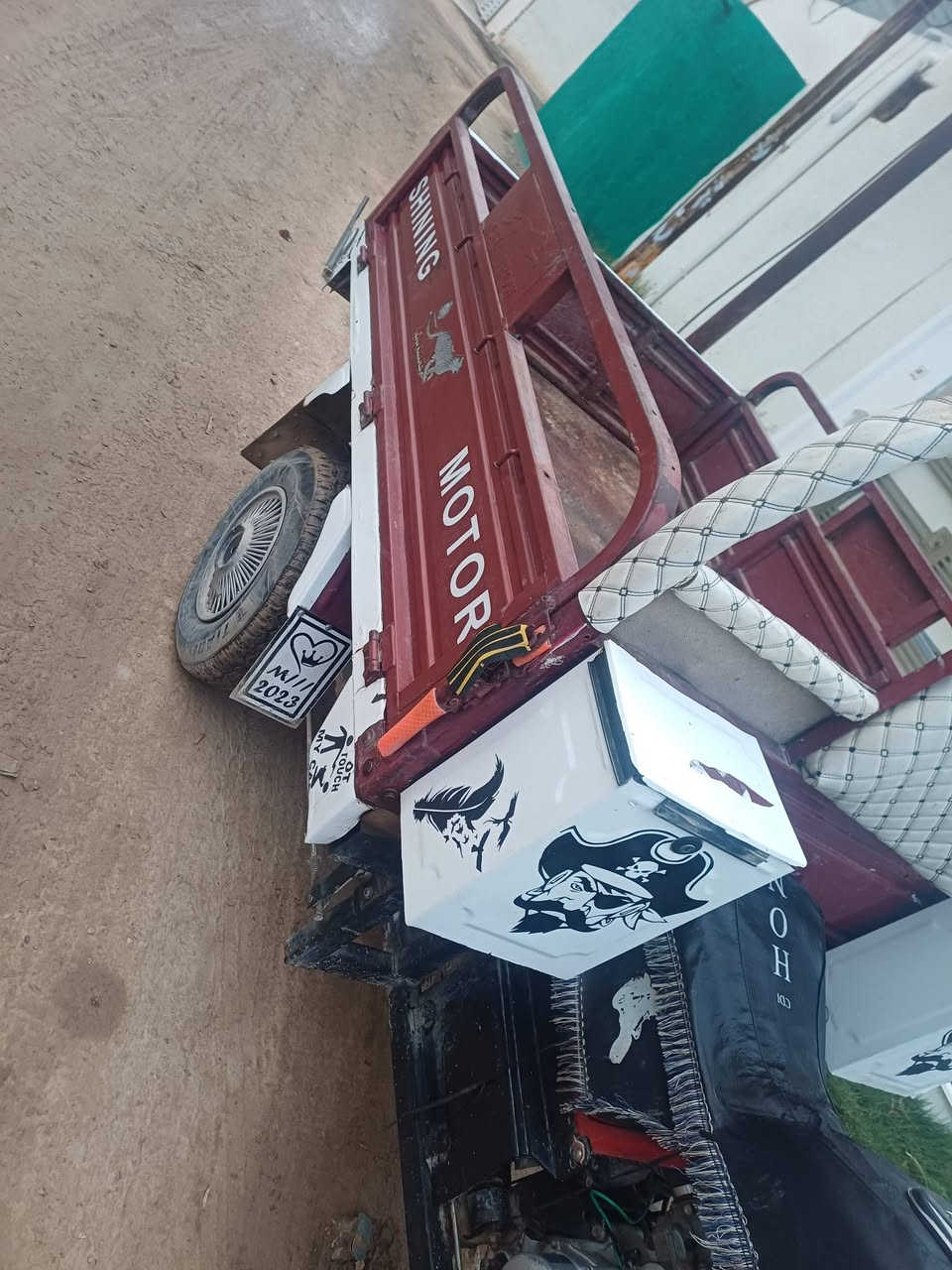 سلام عليكم ستوته للبيع موديل 2020 السعر مليون و600 وبيها مجال اوراق كامله ستوته كلش نظيفه الاستفسار اكثر ***********
