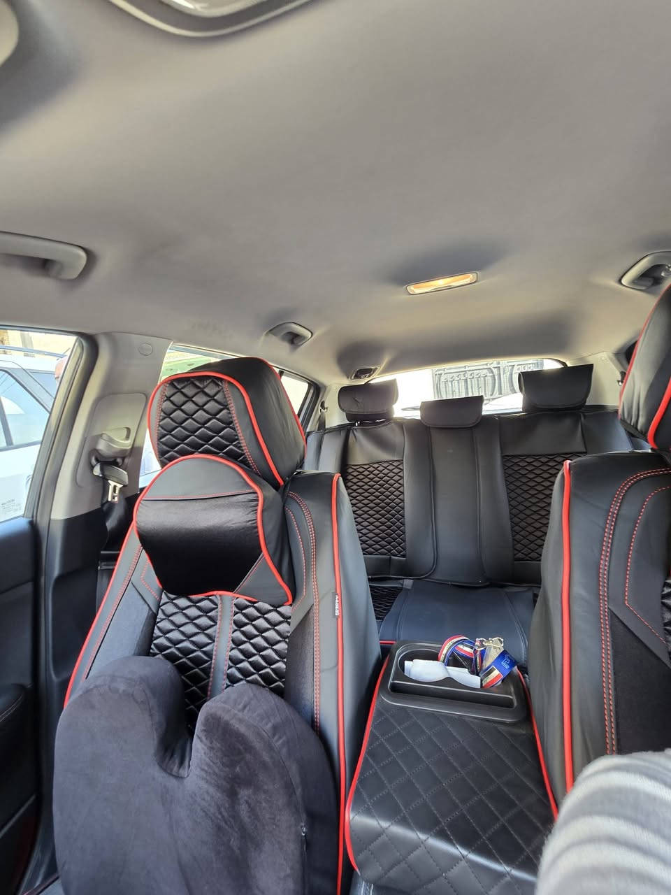 السلام عليكم 2020 سبورتج
مكفوللل وارد امريكي مكفول كفاله عامة تقرير مياة امطار 
السعرر 210 وبي مجال قليللللل قليل قليل
*********** 
مكانها الدورة السيارة عل فحص محرك كير صدر شاصي كهربائيات الخ.
