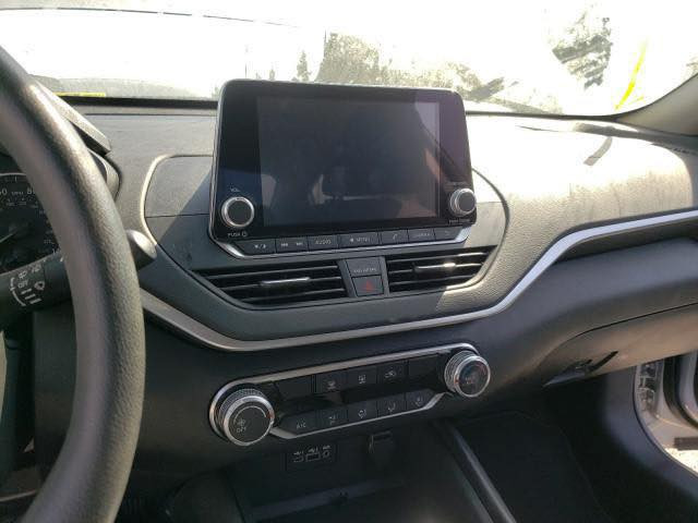 التيما نيسان 2020
نص فول 
بصمه 
رقم اربيل
شرط التحويل 
ضررها اربع قطع بلجنطه 
السعر 118 بيها مجال 
بدون مراوس او وعده 
لونها سلفر رصاصي 
مكاني تكريت القادسيه
التوصل عل هذا الرقم وات ساب 
***********
