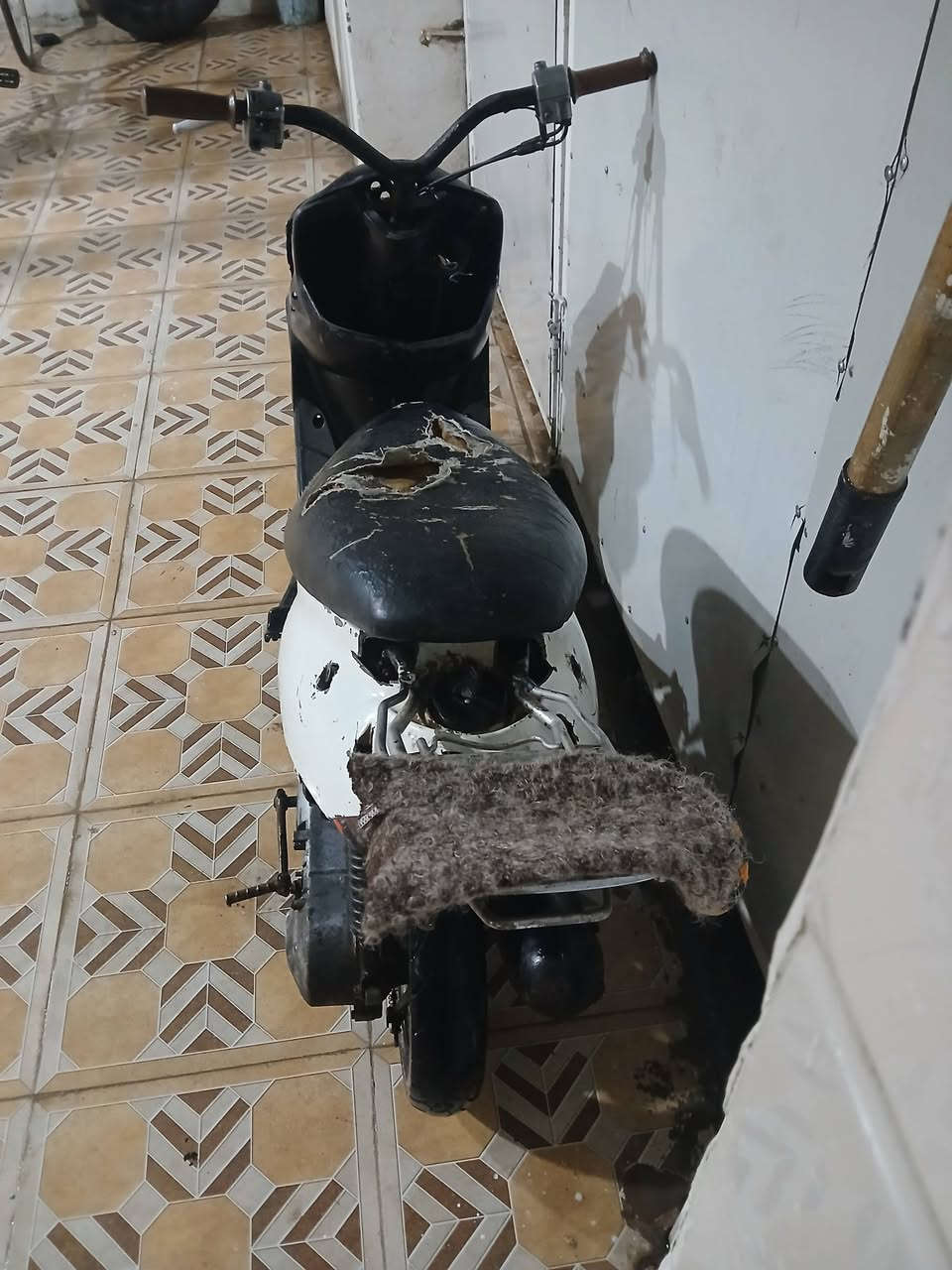 السلام عليكم دراجه بيجي الدراجه اتخبل نقصه بس كابريته المكان واسط قضاء الصويره حي الاسره السعر 125وبيه مجال قليل الرقم ***********
