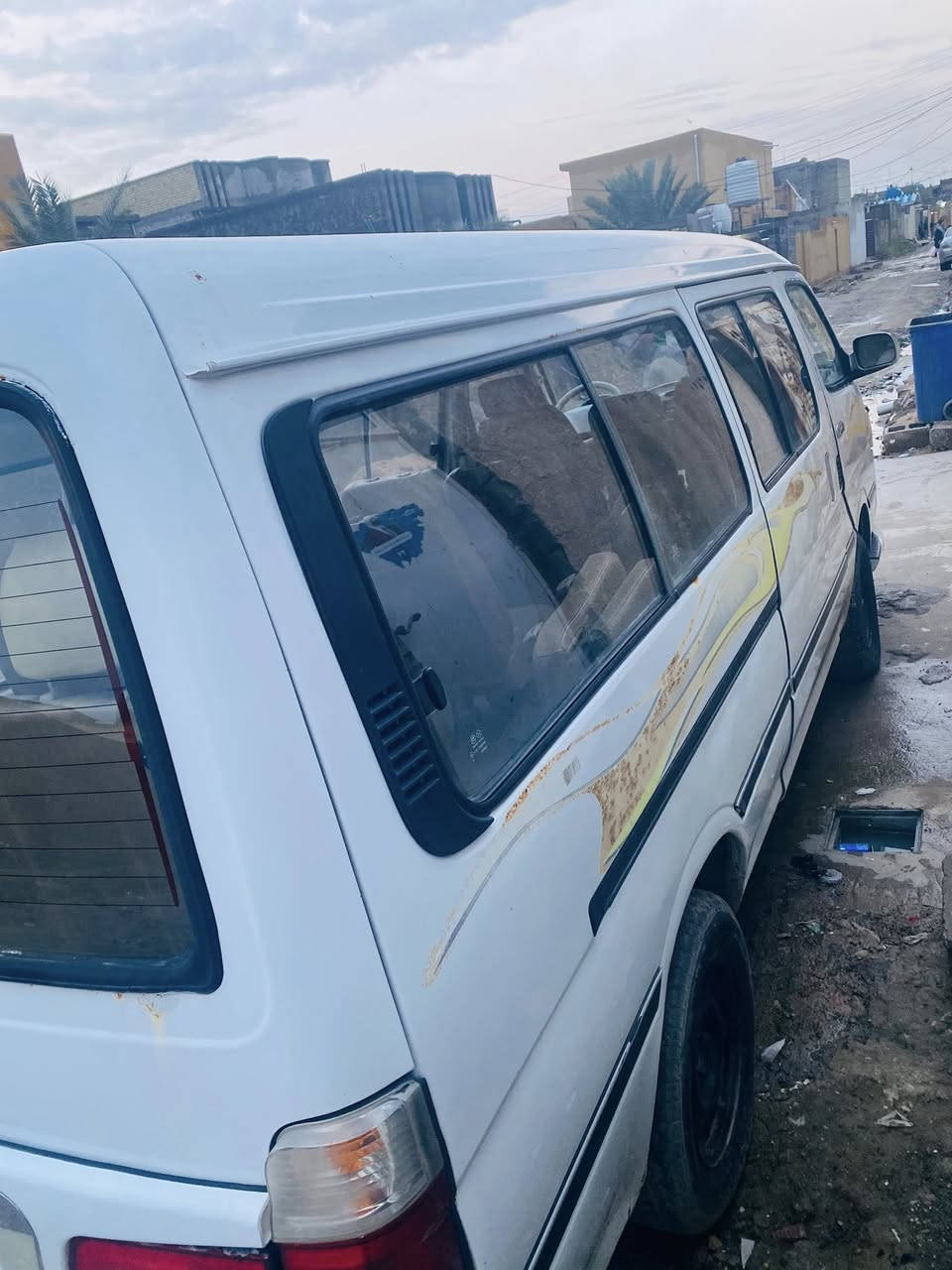 يالله سلام عليكم سياره فتون  موديل 2017البيع محرك خير من الله كير خير من الله صدر جديد سنويه ال٢٨ بسمي شرط التحويل تجي تشوف بعينك وتاخذ السعر 80 وبيهه مجال الشراي هيه غرمه كلهه يمي 
واتساب ***********
انتصال ***********
