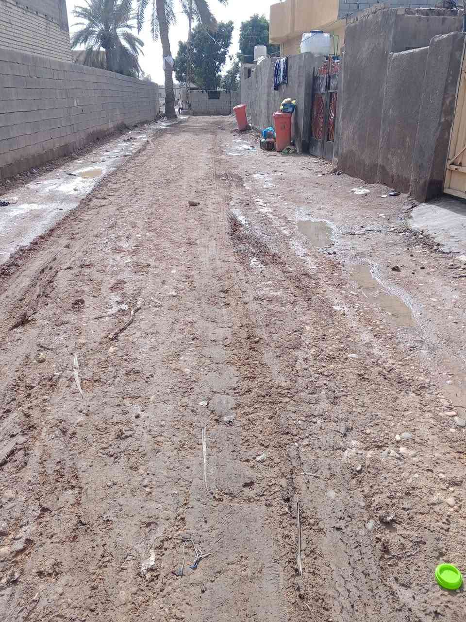 قطعه مساحه (ميتين18 متر/مبنيه بتلو /قريبه ع محطه الشيخ  طابو سند خمس وعشرين/للبيع الاتصال ع رقم ***********
