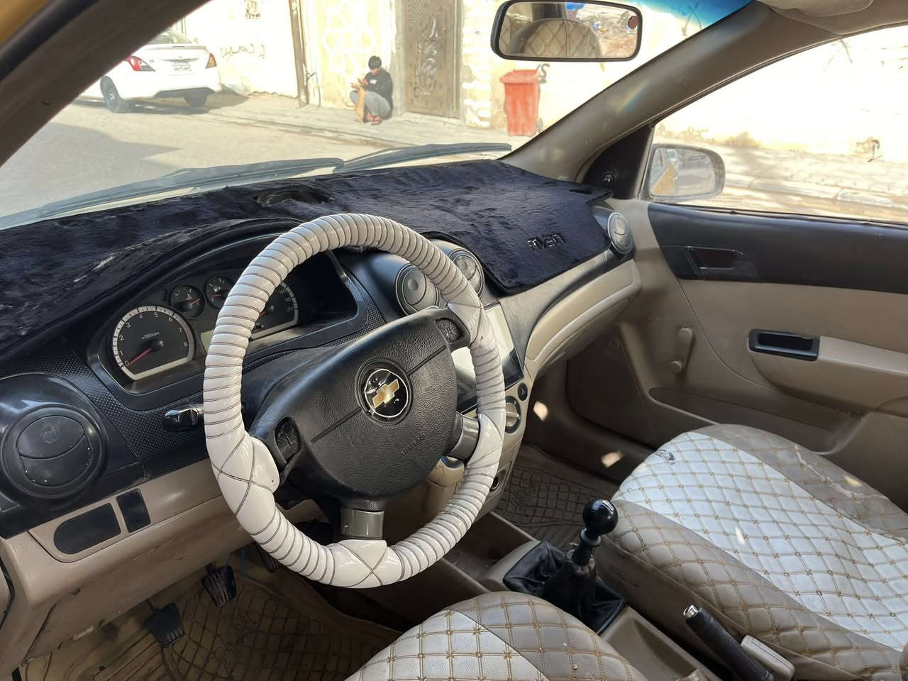 السلام عليكم افيو 2010 رقم نجف بأسمي مكاني نجف كير مكينه حداديه جاهزه السياره ب42 ***********
