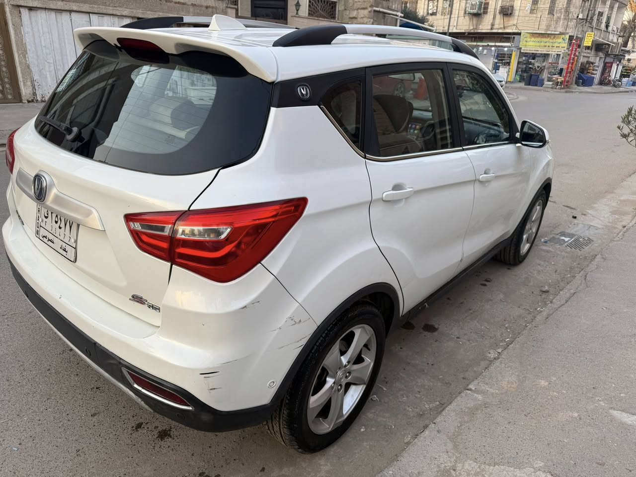 السلام عليكم
شانجان 2019 رقم بغداد ماشيه 115 الف فول مواصفات فتحه ومقاعد جلد وحساس امامي وخلفي وكاميرا خلفيه وبصمه وتحكم ستيرن وصيانتها كله بلشركه بيها صبغ قبغ الجنطه والدعاميه الخلفيه وتصليح شويه بليه الخلفيه رقم التلفون ***********
