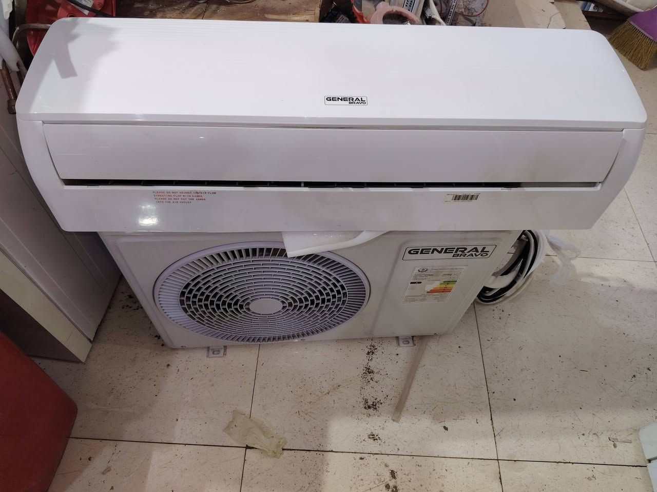 غراض لبيع العنوان سرجنار شارع ابو سناء مجاور فندق برج الحياة رقم موبايل *********** وتساب
