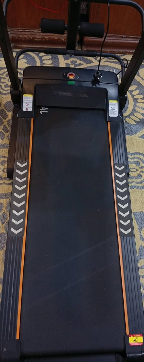 سلام عليكم
جهاز رياضي جري شركة مارشال فتنيس الالمانيه جبلي جديد جداً مواصفات كامله دبل ماطور 

 ( مروحه فان ،اواكس ،جبلي ،سرعه ١٥٠ ,علبة دهن خاصه بل الجهاز،برغي اضافي ،قرص خصر دوار ،جهاز تكسير الشحوم ،بلوتوث ،توقف مفاجئ،يتحمل وزن 150 واكثر )   الله شاهد ورقيب السعر 450 قفل  اي عطل مابي  ما ملعوب بي نهائياً على ذمتي العنوان نجف  الاشرف


**إذا كنت صاحب هذا الإعلان وتريد حذفه لأي سبب، رجاءا أرسل رسالة إلى الدعم الفني**