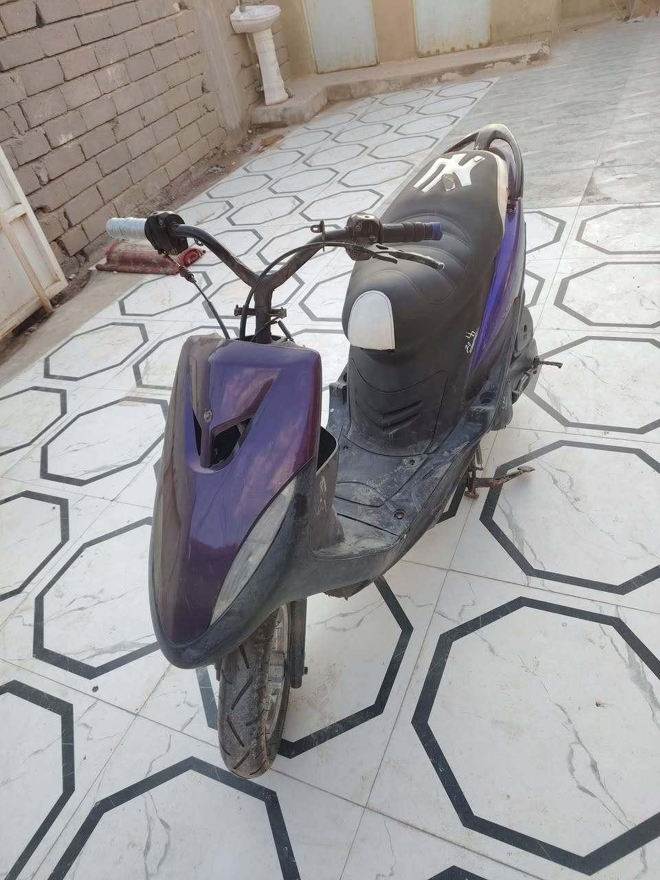 سلام وعليكم دراجه ماكسي عدله  لبيع مفتوحه بس ولفات 375 ***********
