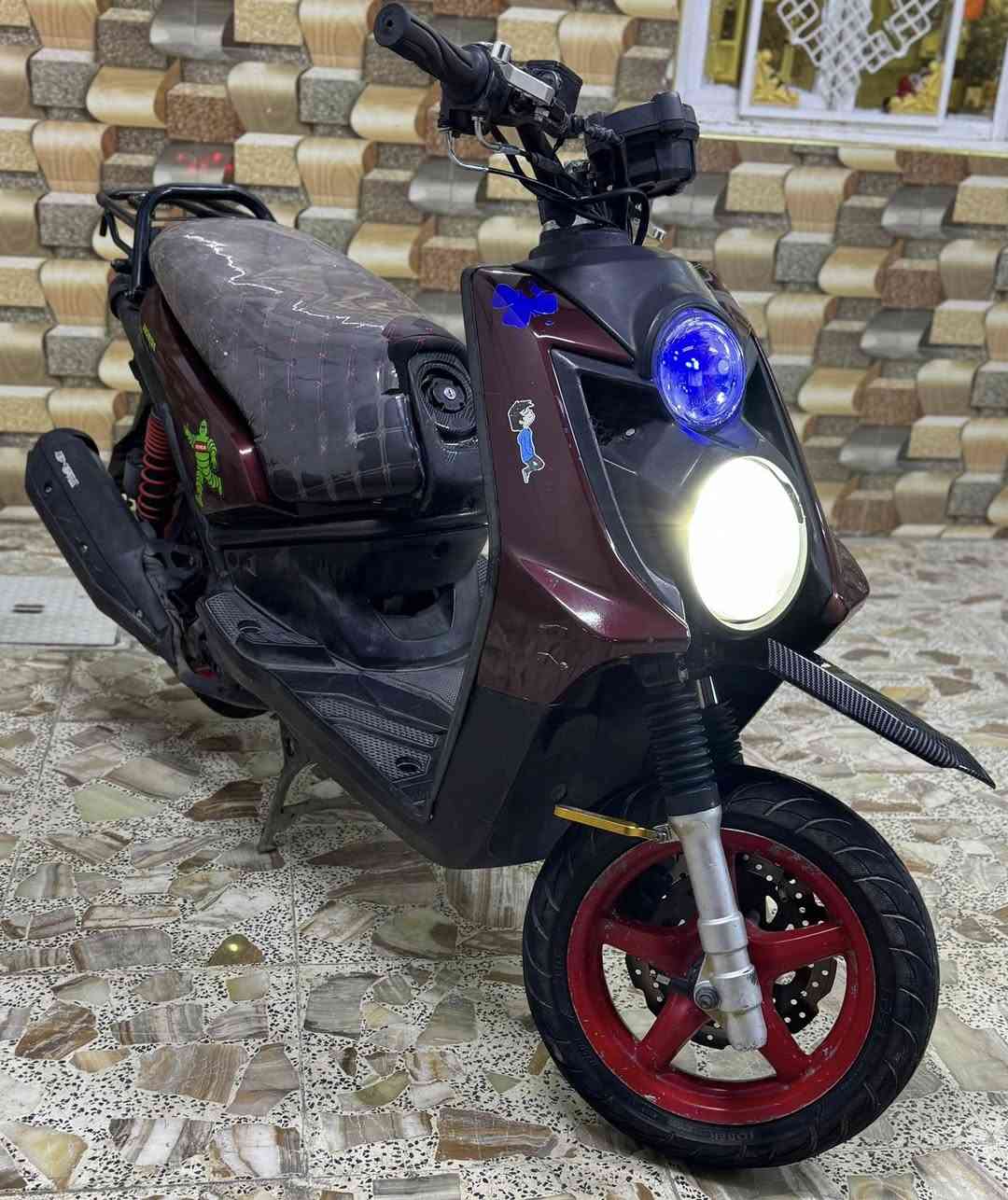 سلام عليكم سكنس جبلي مديل ١٥ دراجه كفاله عامه مكينه خرسه ما تنسمع شلعه معدل فول كهربايات كلهه شغاله قبل ٣ اشهر نازله رمبه اوراقهه موجوده دراجه جديده بعدهي ابوضع الوكاله مابيهه نقص برغي سعر ٩٧٥ بغداد المشتل 
***********
