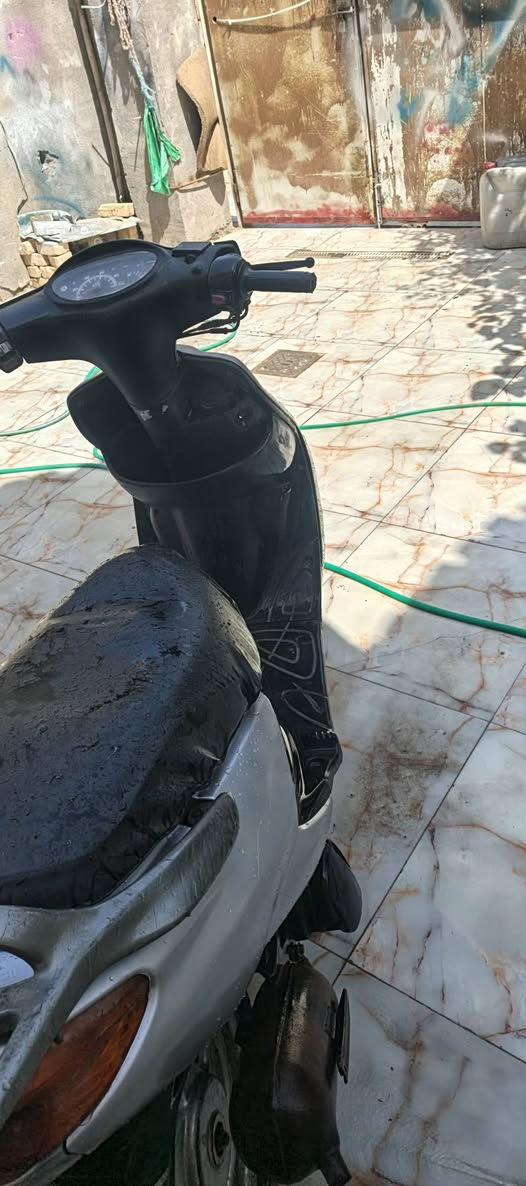 دراجه اكزز فحل شغاله سلف و هندر اشاير بگ لايت كامله مابيها اي نقص اطلع بيها وين مايعجبك مكينه ناعمه تخبل شلعه قويه ب250وبيها مجال مكاني بلفضليه رقمي ***********
