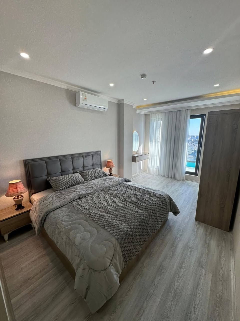 غرفة و صالة للایجار 
مساحة 90 متر 
مجمع #واو تاورز 
علی شارع 100 متر 
السعر /$500

***********
#عقارات #اربيل #عقارات #موصل #عقارات #انبار #عقارات #البصرة #عقارات #كركوك #عقارات #ديالي #عقارات #فلوجة #عقارات #تكريت #عقارات #سامرا #هفالان #فرمانبران #لاوان_ستي #كلوبال_ستي #حي_قربو #اشتي_فيلج
