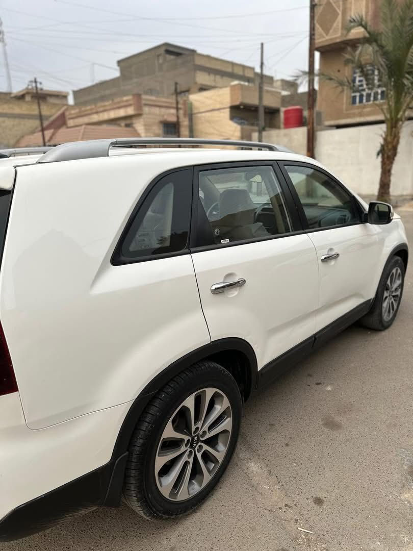 انسب سورنتو اشوفها
سورنتو ٢٠١٤ 

خليجي اربعه 

سلندر مكينه كير مكفوله مواصفات شاشه تحكم ستيرن مري شفط ٧ راكب ٣ قطع تبريد داخل بيجي نضام ايكو اشاير بالمري 

مكينه ٢٤٠٠ دوش 

سياره بيه مكانات صبغ ابيع حزام سونار ب منشور رقم واسط إنكليزي جديد هزه جديده باسمي ماشيه ١٦٠ مكان سياره بغداد

سعر 140$

***********

***********
