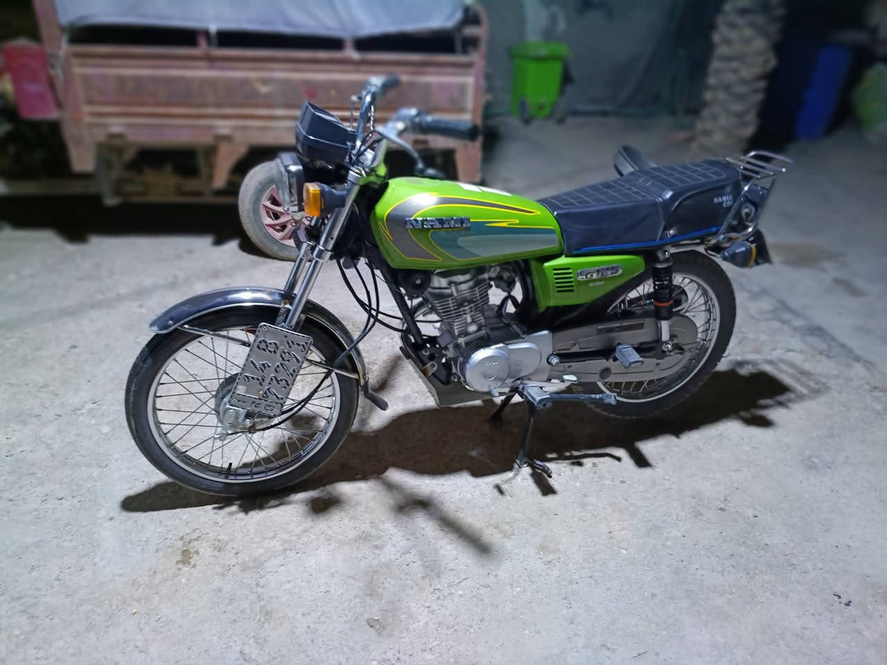 السلام عليكم دراجه اللبيع رقم وسنويه بسمي دراجه نضيفه وحلوه مامفتوحه دراجه حله من الصوره اليريده ايجي خاص متواجت مازنجر الستفسار *********** السعر 1700 وبه مجال  المكان الكرنه الشرش الجلعه وحياكم الله
