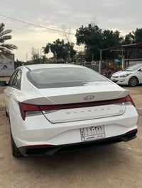 النترا ٢٠٢١ • مكينة ٢٠٠٠ • شاشة وكاميرا
