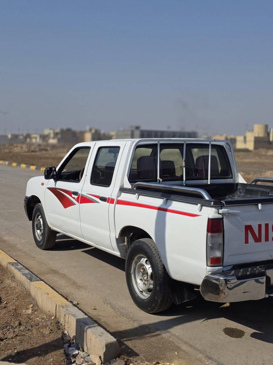 سلام عليكم نيسان شبوط موديل 2013  رقم ميسان سنويه جديده تحويل مباشر
كفاله عامه تخم تاير حداده جديده 
السياره ع وضع الشركه خطه الشركه 
العنوان ميسان حي الجامعه
السعر 124 وببها مجال 
***********
