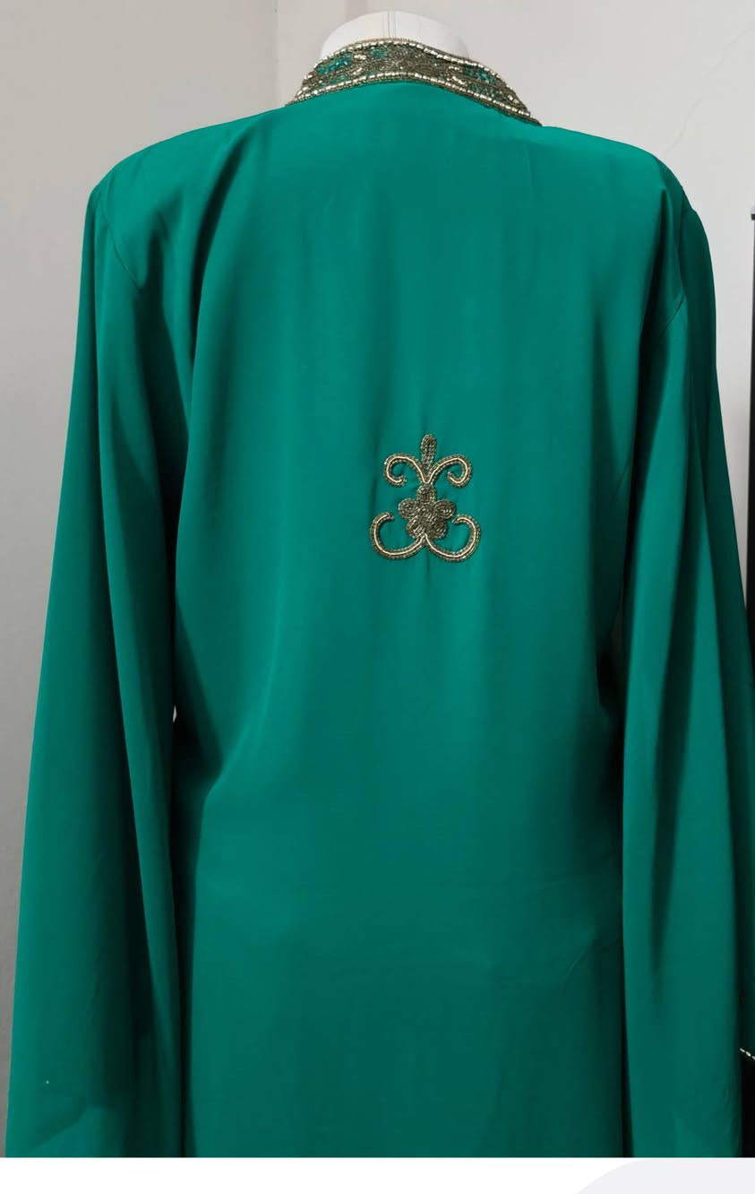 يابة ماعدنة غير القطع التوب
گلابية تول مبطن شك يدوي
شغل اصلي موعادي واللون
دمار جدٱ راقية روعة باللبس


**إذا كنت صاحب هذا الإعلان وتريد حذفه لأي سبب، رجاءا أرسل رسالة إلى الدعم الفني**