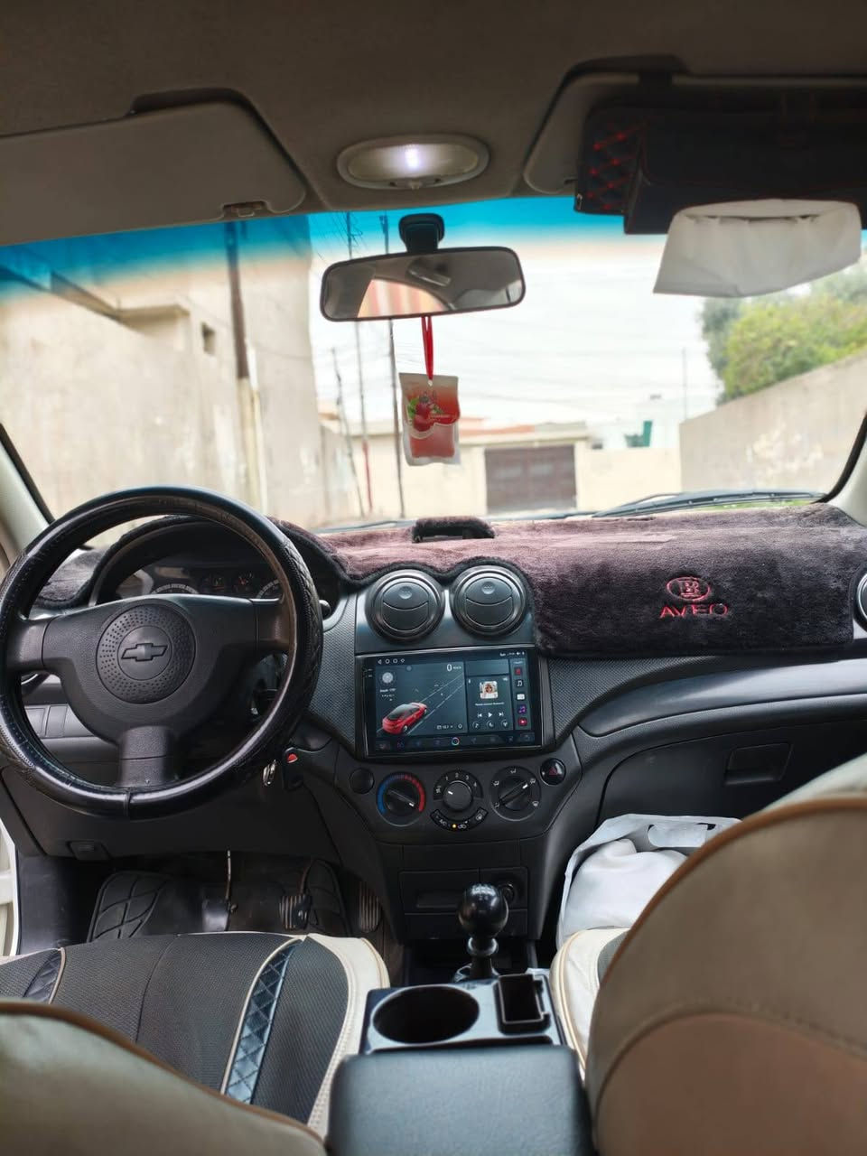 افيو 2008
كير عادي محرك دبل كمشفت 
السيارة نظيفة وبدون ضرر او صبغ 
كير مكينه خير من الله 
باتري جديد حدادية طخم امامي وخلفي وطخم تاير لايتات جديدة 
السيارة بأسمي سنوية ٢٠٢٧ كابون بانزين السيارة جاهزة ***********
