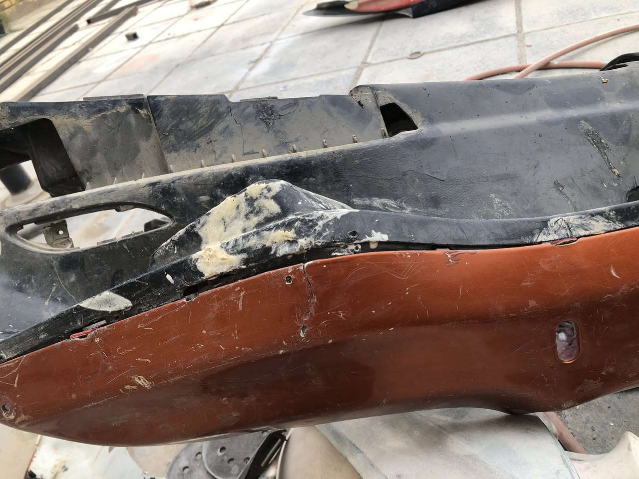 بسمه تعالى.  ماجسته تصليح وتغيير لون
ذي قار محلة الشموخ قرب مجمع ابو لانا 
***********
