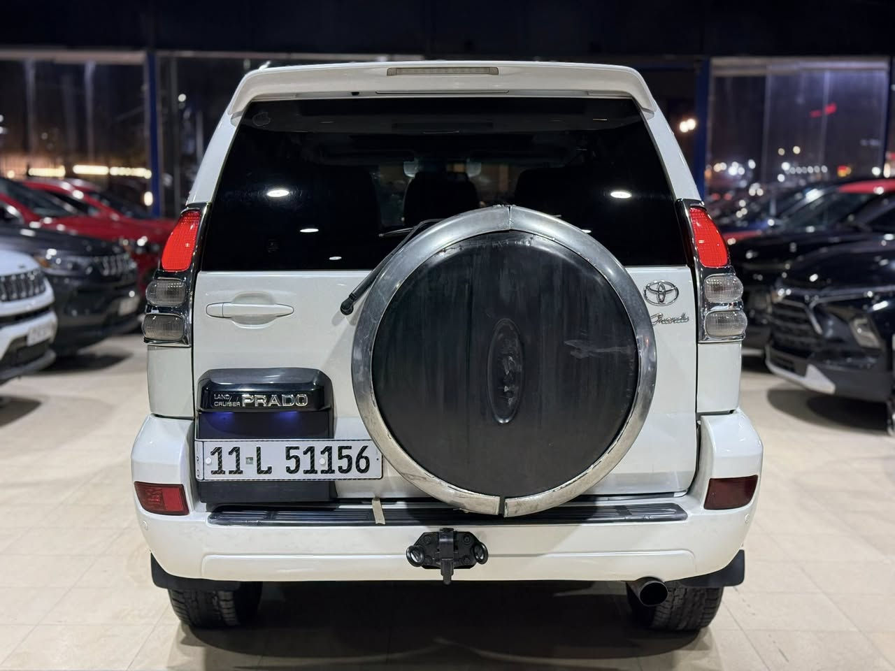 من رخصة الادمن المحترم 🌹
#تويوتا  برادو فئة VX فول مواصفات محرك 4000 ستة سلندر موديل 2009 لون ابيض

#الضرر : يوجد صبغات في السيارة اثر شخوط

#الرقم : بغداد ( الرقم الدولي الحديث )

#المواصفات :

▪️السيارة : تويوتا برادو لون ابيض

▪️الموديل : 2009

▪️المحرك : 4000 (ستة سلندر)

▪️حجم الويل : ويل كب حجم 19 مع طقم تايرات بحالة ممتازة

▪️لايتات اصفر عالي وناصي مع كشافات دعامية

▪️نظام التعليق الهوائي

▪️دفع رباعي 4*4

▪️تدفئة مقاعد

▪️فتحة سقف (سلايد روف) 

▪️ثلاجة

▪️السيارة سبعة راكب

▪️كشنات السيارة جلد رصاصي 

▪️شاشة الدشبول كبيرة للتحكم بايعازات السياراة

▪️تحكم ستيرن جهتين بلوتوث وحاكية وكروس سرعة وتحكم صوت 

▪️نظام ABS مانع انزلاق

▪️السيارة جديدة و بوضع الشركة.

السعر المطلوب : 148 ورقة مع المجال

 

الاتصال على : ***********

مكان السيارة: النجف - المدينة المائية -مقابل حي الجامعة. معرض سما دبي
