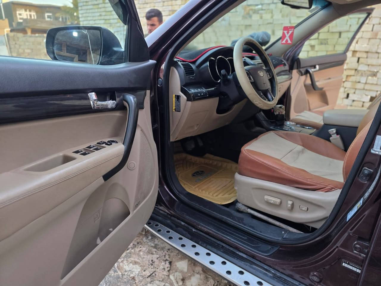 السلام عليكم
للبيع سورنتو امريكي كلين بدون حادث موديل 12 VX فول مواصفات قماره بنرامه كشنات جلد وبصمه وكشنات كهرباء  داخل بيجي 7 راكب  6 سلندر تحكم ستيرن جهتين  مكفوله كفاله عامه من صبغ وصربه والبارد رقم بغداد مميز سياره بسمي مكاني بغداد السعر 175 وبيه مجال ***********
