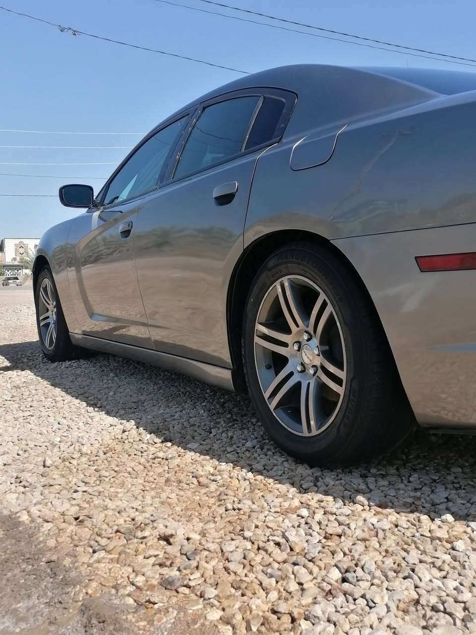 السَلٱمٌ عـَلـْيگمّ-ۈرحـْمّـٌة ٱللـّہ ﯙبُرگـّاتہ. م̷ـــِْن رخصت الادمن جارجر 2012 فول عدا الفتحه كشنات كهربائي السايق والصدر كشنات خلفيه تدفئه تبريد شاشه كبيره شاشت عطلات كير طياره شفتات ستيرن. دمام خلفي دبل سماعات مضخم. مكينه جديده حادثها باب خلف السايق ومكانات صبغ ابيع احزام ايرباكات سليمه السياره بيها شخوط بسيطه هيه كلت م̷ـــِْن البدايه حزام السعر 135 وبيه مجال حك الجيه مكاني بابل حله  ممتواجد ع فيس للستفسار عن تفاصيل اكثر الاتصال ع رقم. ***********
***********
