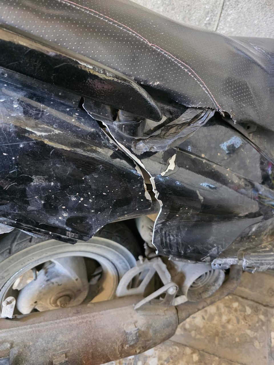 ماكس 140 للبيع
مكينتها نظيفة وزينة تعال افحص وشوف
بس يحتاجلها كفرات 
السعر 350 وبيها مجال 
للتواصل ***********
العنوان بغداد الحرية

