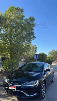 كرايسلر c200 (s) 2015  V6سته سلندر بانوراما بصمه تحكمات شاشة كبيرة كام...