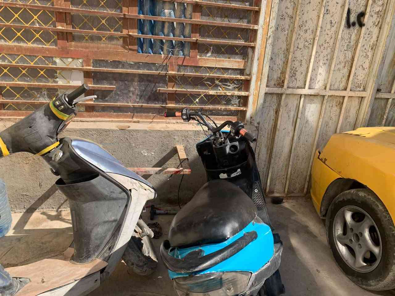 سلام عليكم  شباب دراجه ماكس مال لعب لبيع دراجه  محركه  ما بيه شي بس كاطعه ناريه لبيع ٣٠٠ بيه مجال  مكاني يم جزيره بغداد السياحية  رقمي ***********
