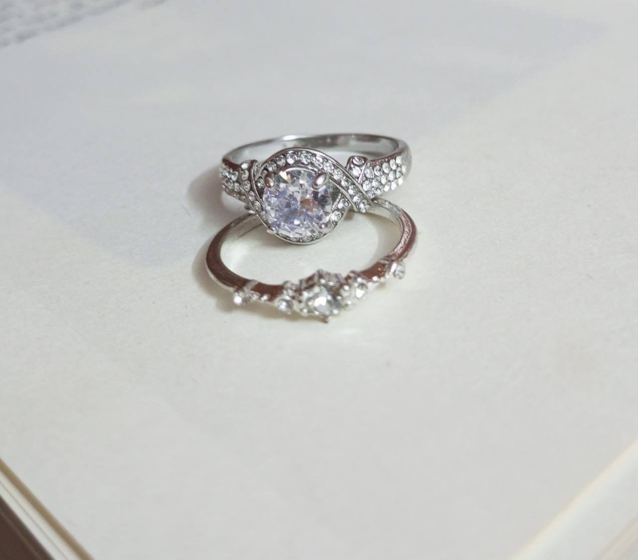 متوفر بوكس إكسسوارات متنوع
يحتوي على 130قطعة
💰 السعر: 50,000 الف فقط
المحتويات:
💍 محابس
📿 قلايد
🖐️ أساور
✨ تراجي وإكسسوارات متنوعة
مناسب لفتح مشروع أو البيع أونلاين 🤍
📩 للحجز والاستفسار مراسلتنا خاص


**إذا كنت صاحب هذا الإعلان وتريد حذفه لأي سبب، رجاءا أرسل رسالة إلى الدعم الفني**