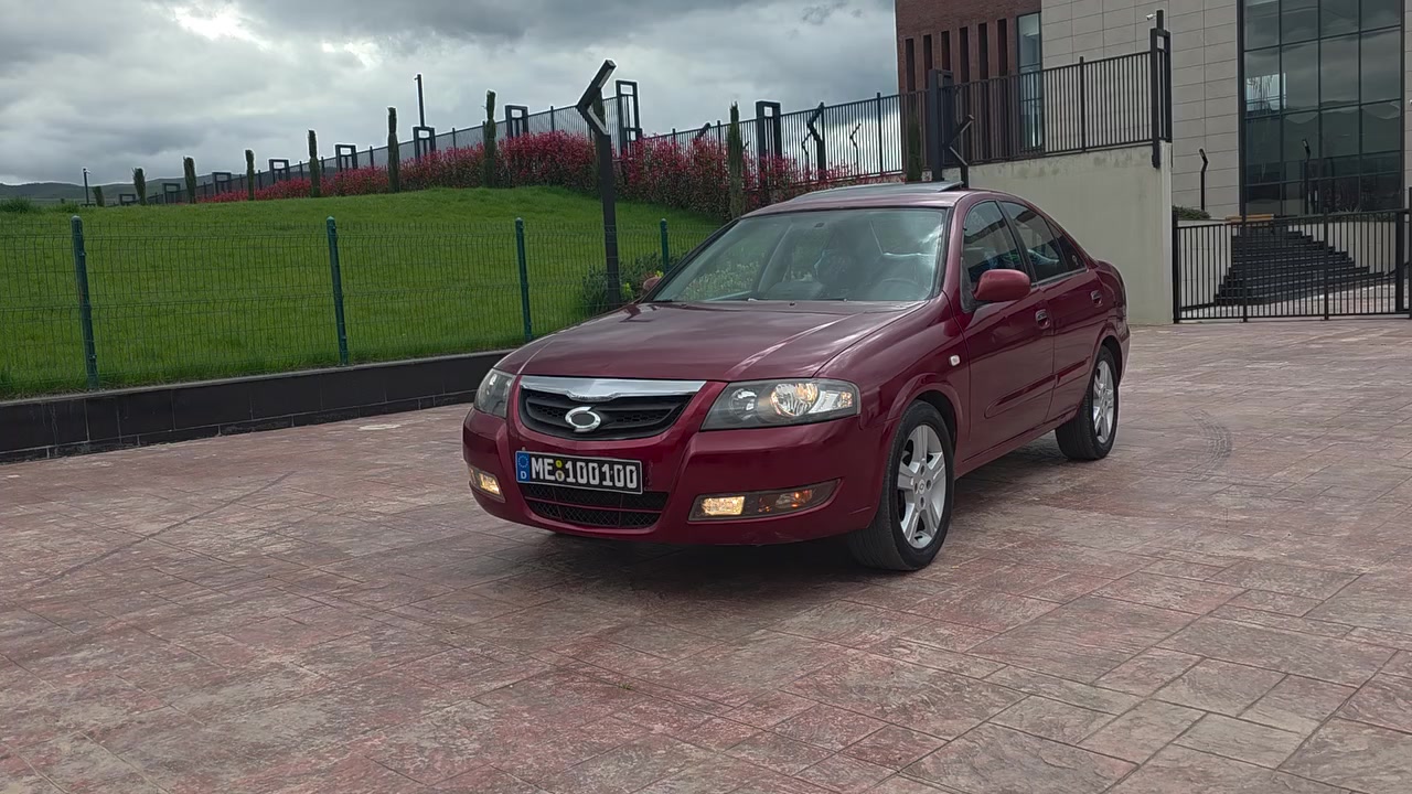 سامسۆنگ 2009
لێزەری دوبەی
قەپات قەپات مواسەفات
سڵایتشاشە کامێرا
حاسەی پێشوو دوا
جڵدو هیتەر
ناڕەشی تەقەڵ سور
ناو دەرەوەی پاکەتی
150 هەزار ڕۆشتوە
سەقفی بەشەرت
پێشوو دوا کەپس
هەموو گیانی ئیش ئەکات

سیعر// 53 گەڵا کۆتای

شوێن// هەڵەبجەی شەهید
***********
***********
