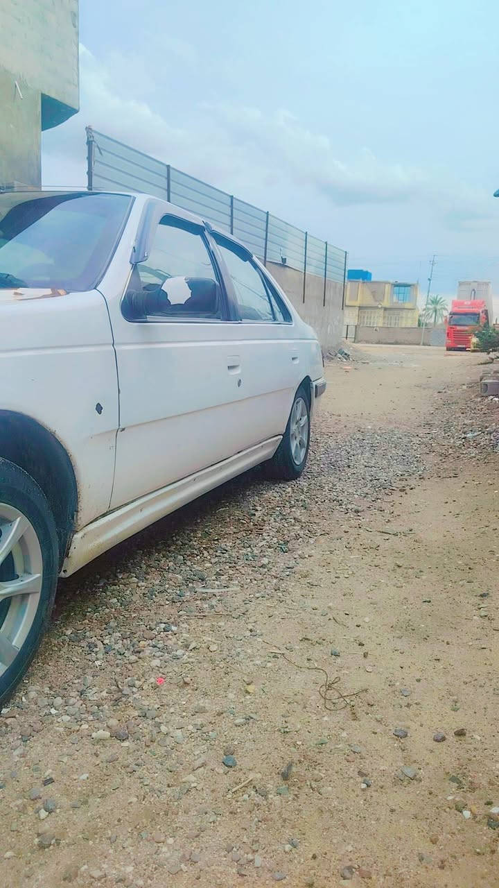 بيجو بارس مديل 2012 رقم بصره مكينه وكير مكفولات كهربائيات كله شغاله تبريد شغال حداده تعبانه السياره بيه خياسات بس مو هواي دواخله نضيفه سنويه 2027 السعر 30 هاتف ***********
