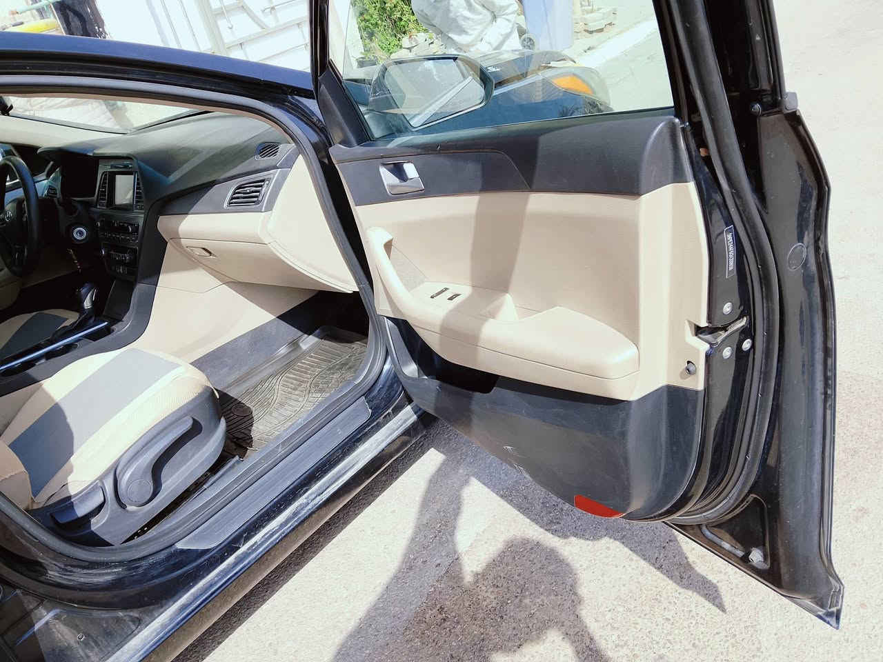 السلام عليكم كيه سوناته 2016وارد أمريكي نص فول بدون فتحه رقم اربيل تريد وكاله او تحويل بيها بنيد جارد جاملغ تبديل ابلادي بيها دور بي صبغ جاملغ خلفي بدون دواخل ايبل واحد هذا الرقم *********** مكاني كربلاء
